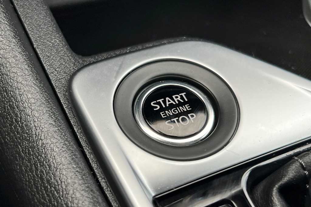 Thumbnail: 2025 Nissan Sentra - 25