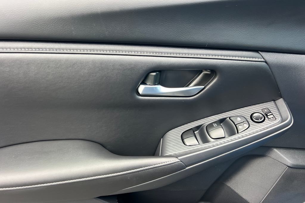 Thumbnail: 2025 Nissan Sentra - 21