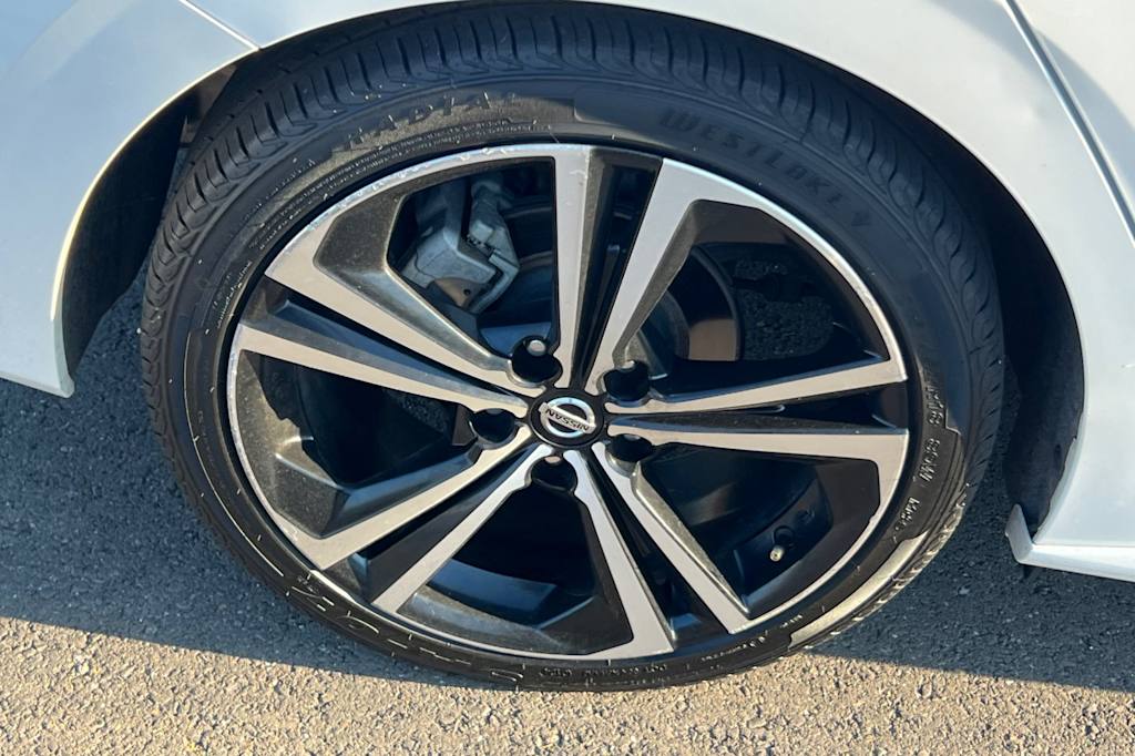 Thumbnail: 2021 Nissan Sentra - 14