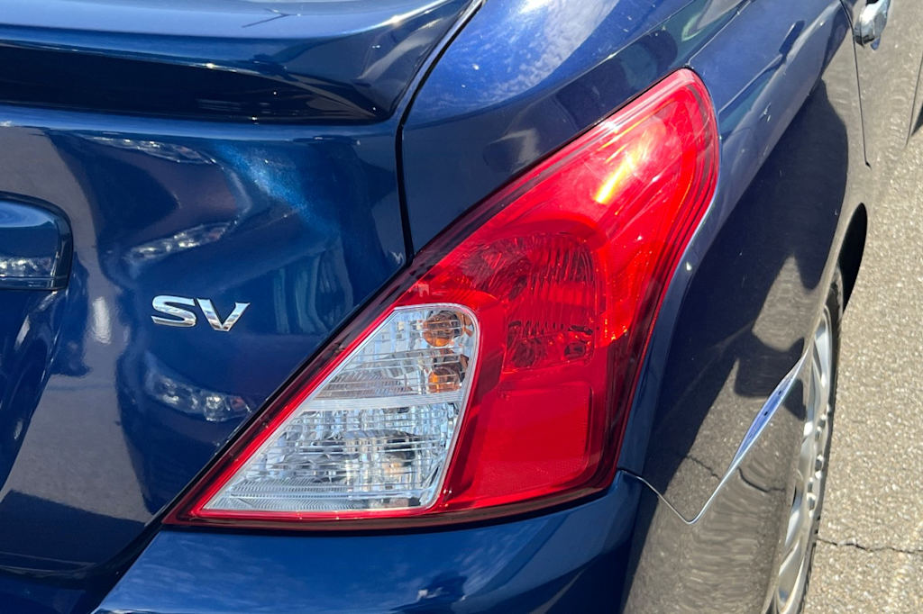 Thumbnail: 2018 Nissan Versa - 19