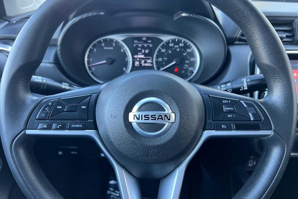 2021 Nissan Versa S 26