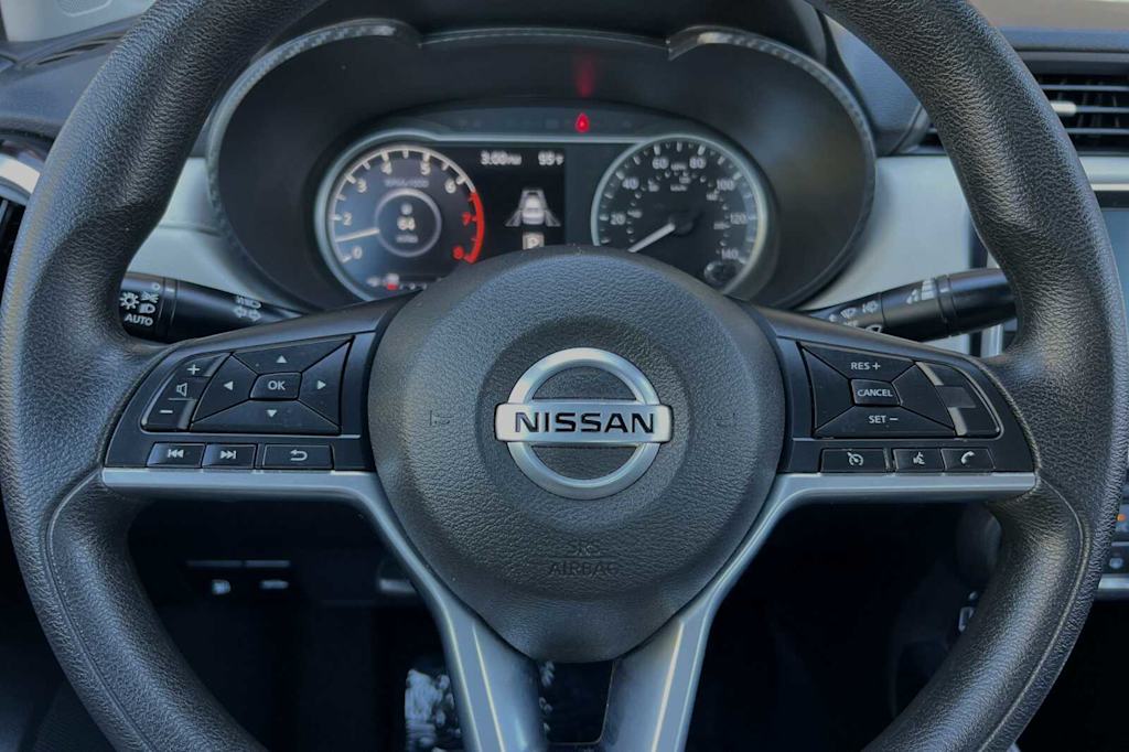 2021 Nissan Versa SV 25