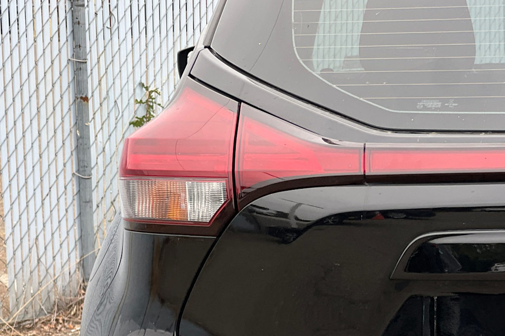 Thumbnail: 2022 Nissan Kicks - 23