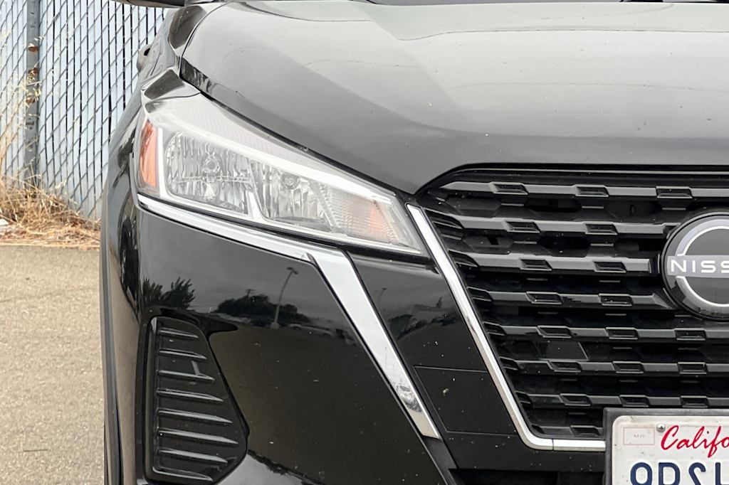 Thumbnail: 2022 Nissan Kicks - 18