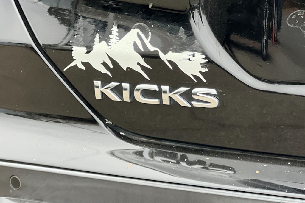 Thumbnail: 2022 Nissan Kicks - 24