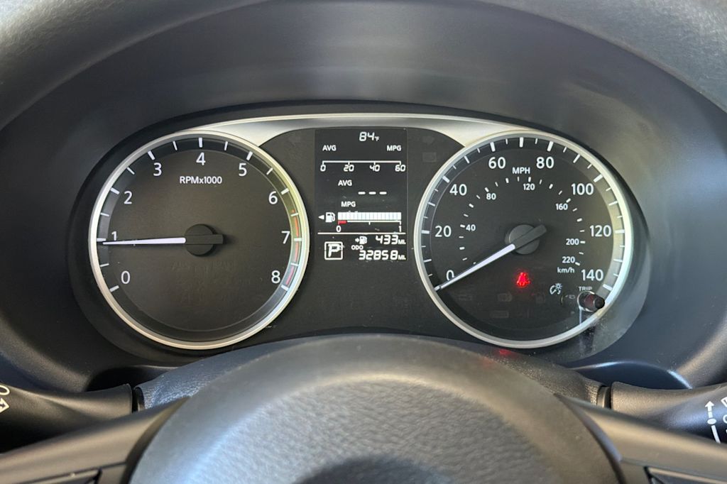Thumbnail: 2020 Nissan Kicks - 16