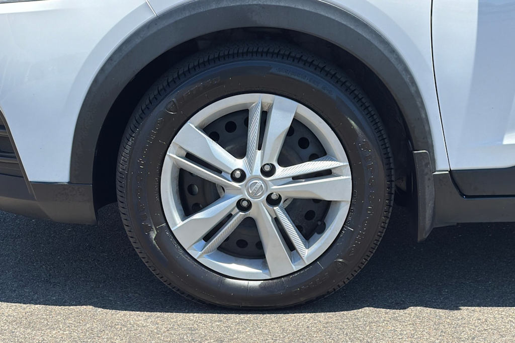 Thumbnail: 2020 Nissan Kicks - 8