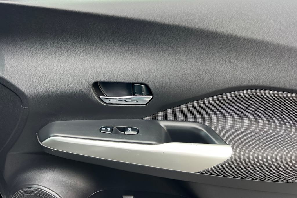 Thumbnail: 2019 Nissan Kicks - 22