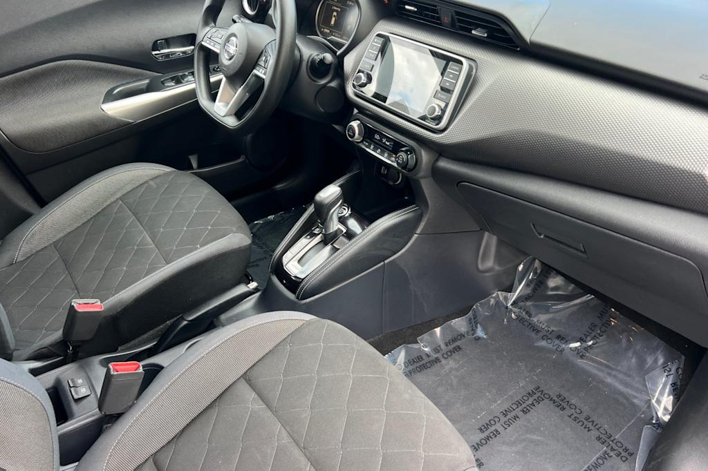 Thumbnail: 2019 Nissan Kicks - 12