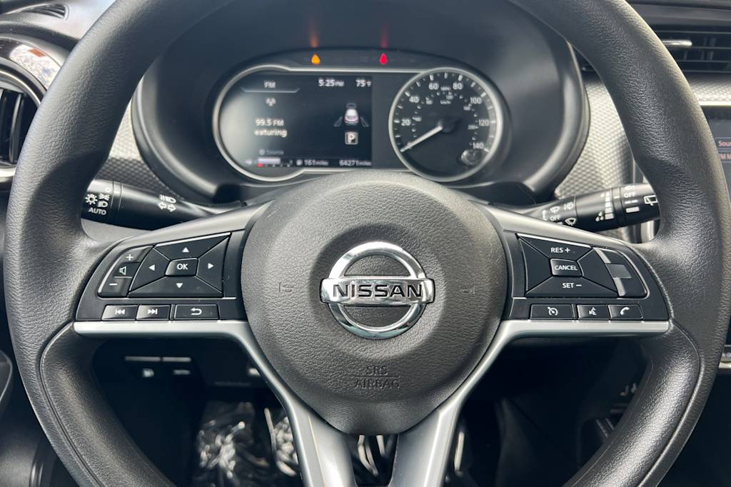 Thumbnail: 2019 Nissan Kicks - 26