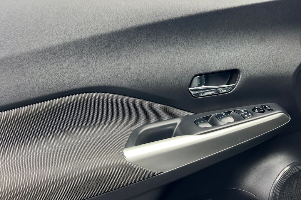 Thumbnail: 2019 Nissan Kicks - 20