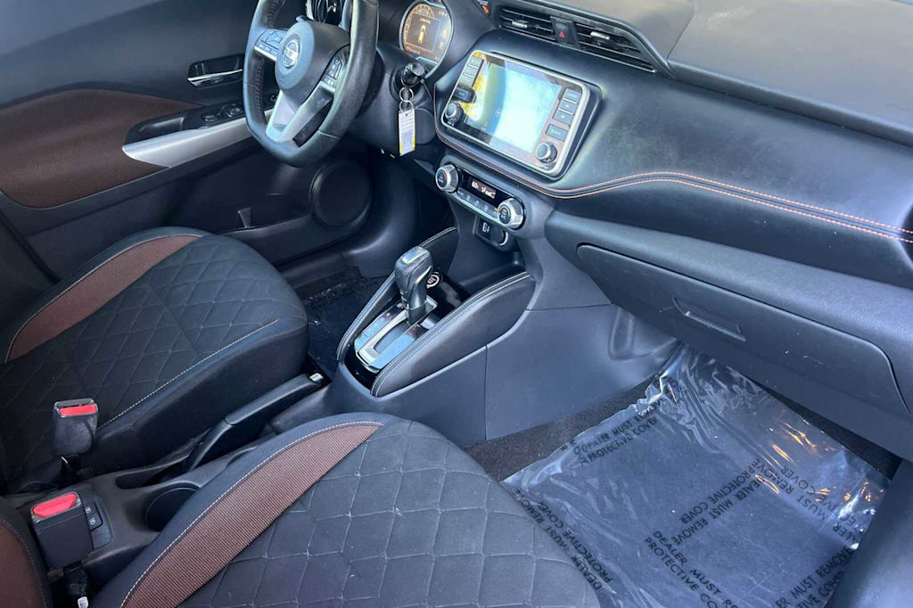 2018 Nissan Kicks SR 11