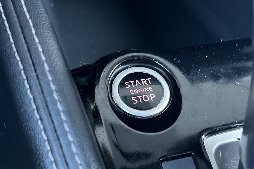 2018 Nissan Kicks SR 26