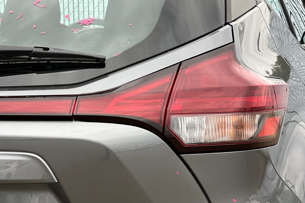 Thumbnail: 2021 Nissan Kicks - 22