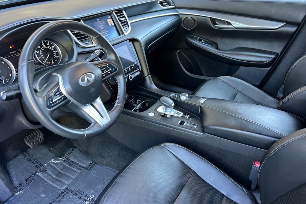 Thumbnail: 2022 INFINITI QX50 - 9