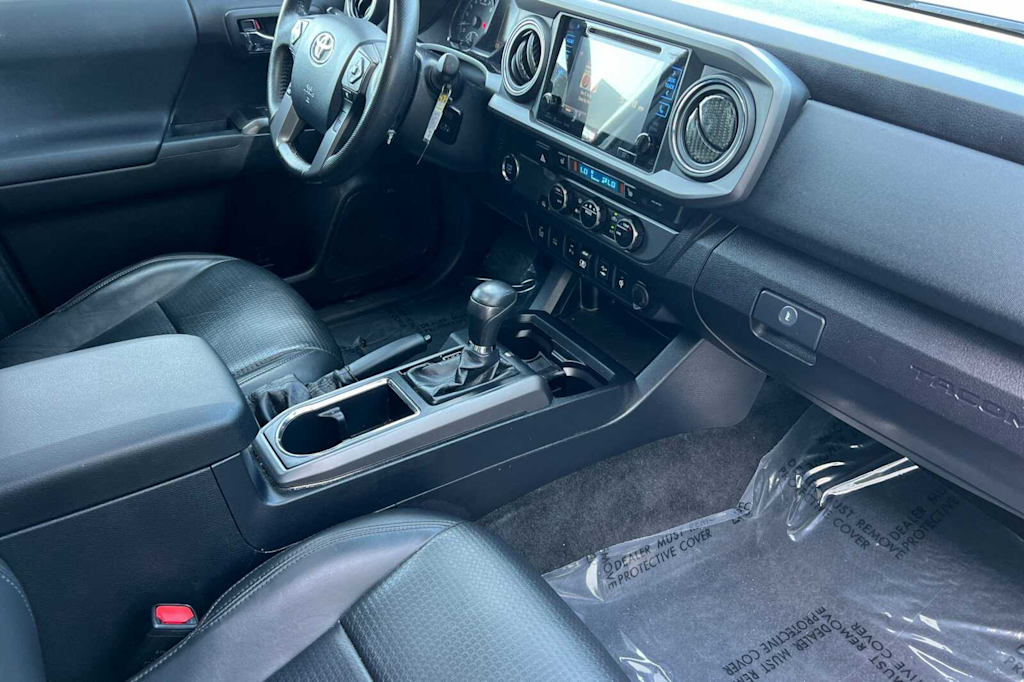 2019 Toyota Tacoma TRD Off-Road 11