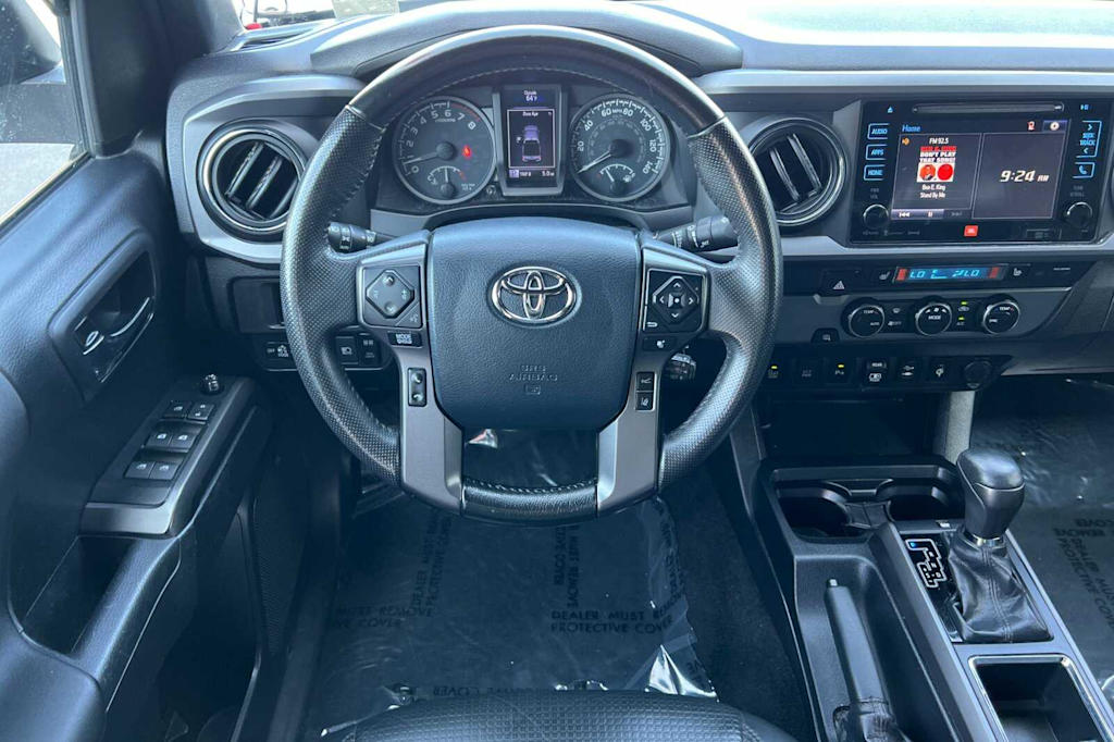 2019 Toyota Tacoma TRD Off-Road 10