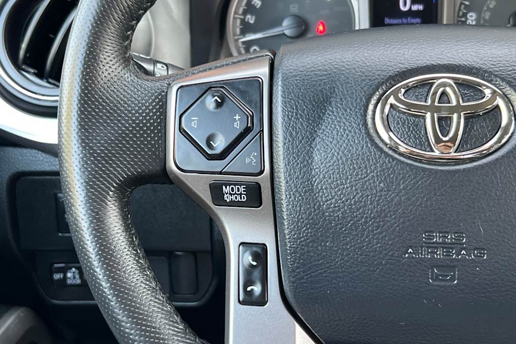 Thumbnail: 2020 Toyota Tacoma - 27