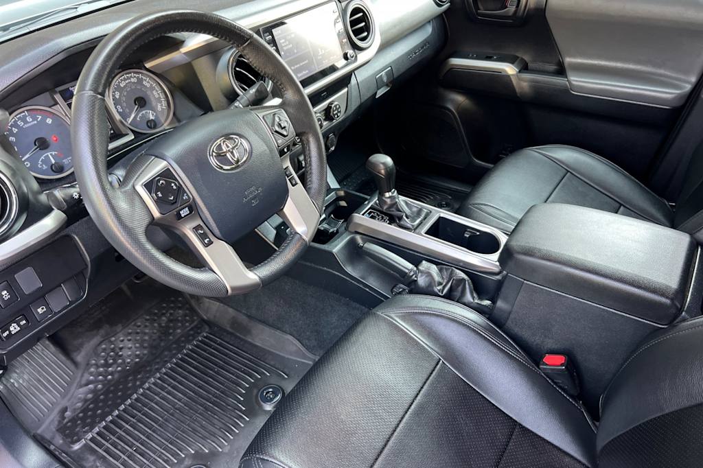 Thumbnail: 2020 Toyota Tacoma - 9