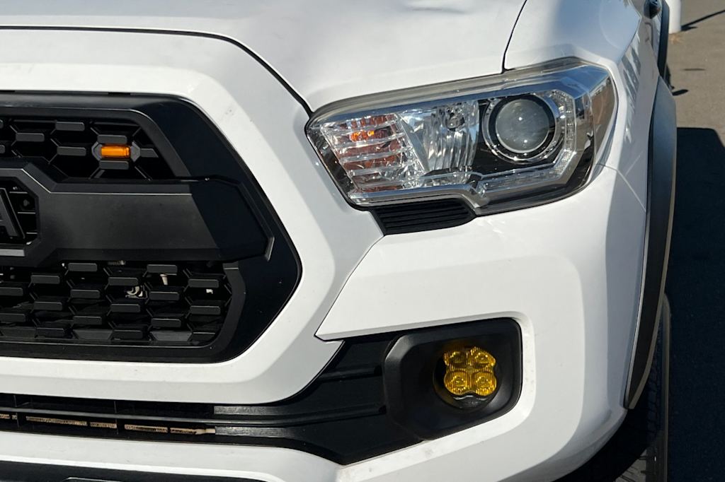 Thumbnail: 2020 Toyota Tacoma - 13