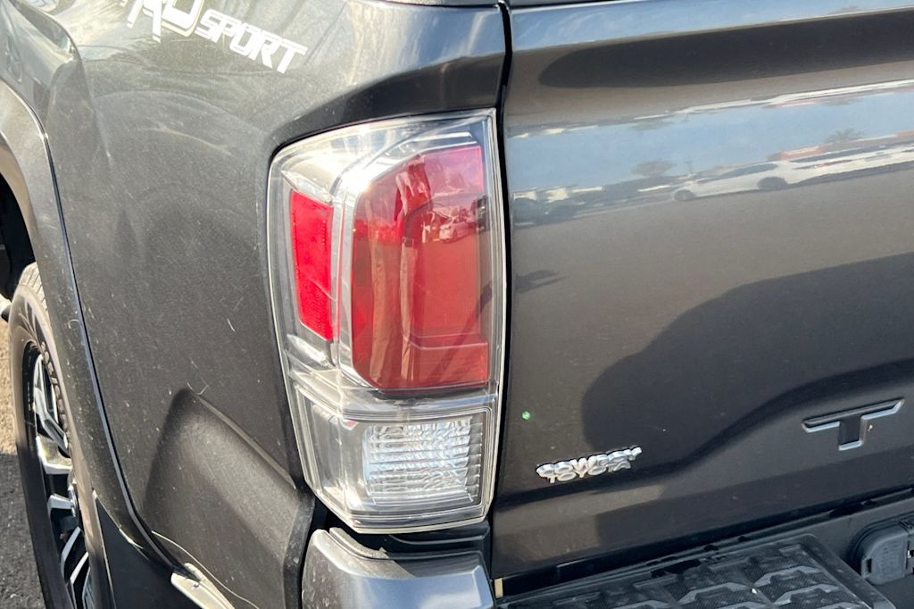 Thumbnail: 2023 Toyota Tacoma - 21