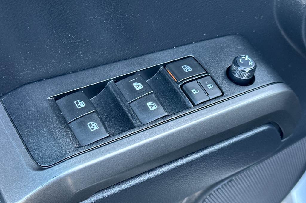 Thumbnail: 2019 Toyota Tacoma - 22