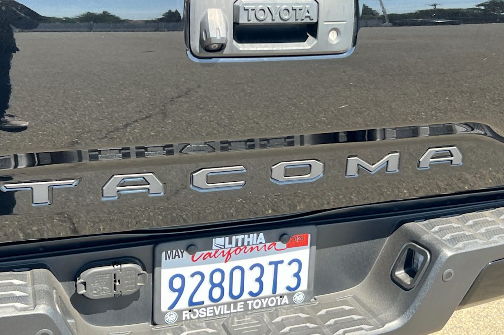 Thumbnail: 2023 Toyota Tacoma - 22