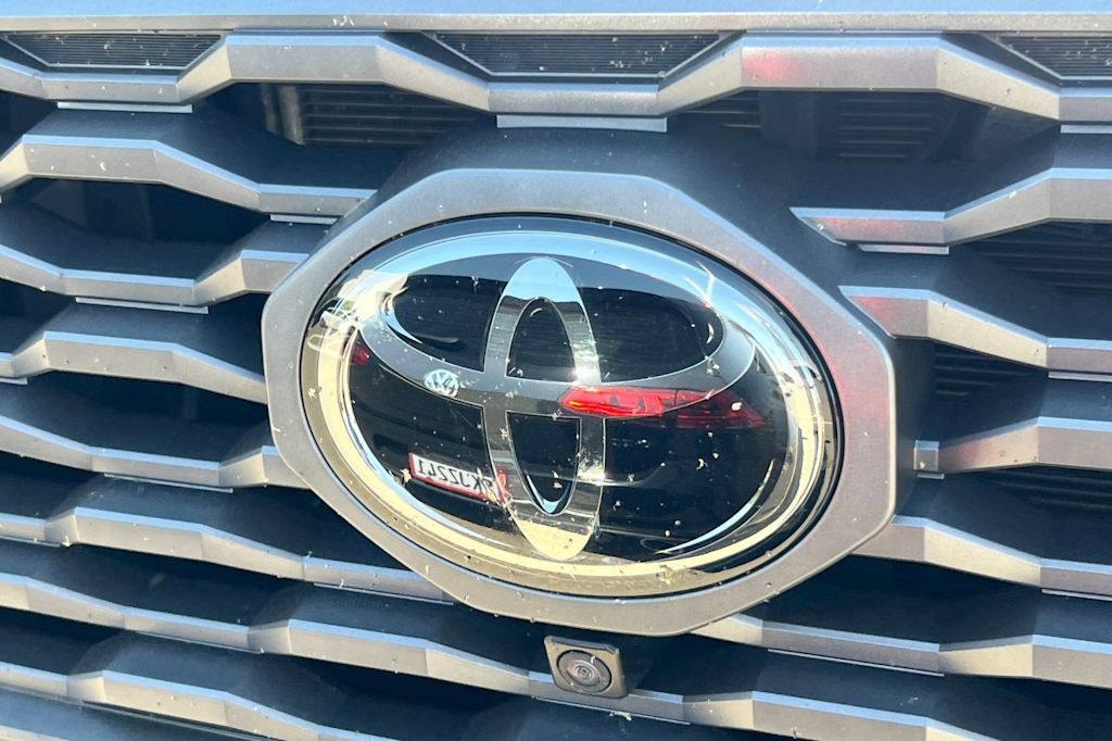 Thumbnail: 2023 Toyota Tacoma - 15