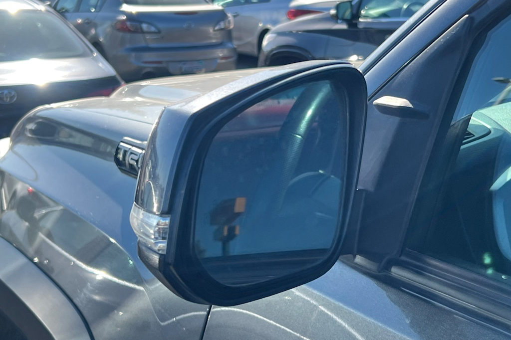 Thumbnail: 2019 Toyota Tacoma - 12