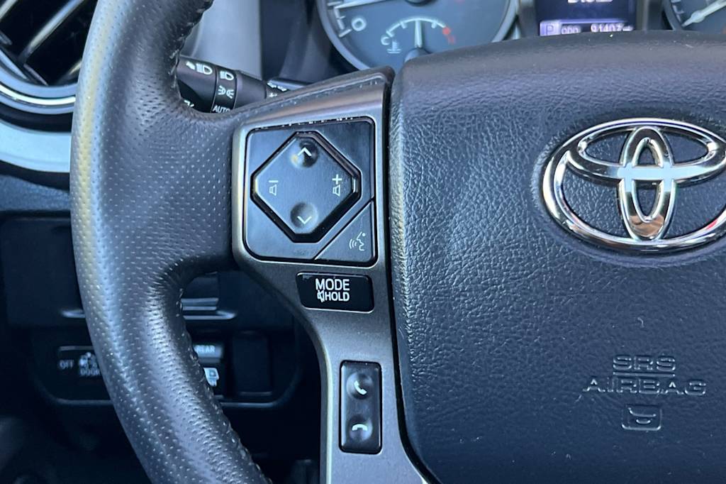 Thumbnail: 2017 Toyota Tacoma - 29