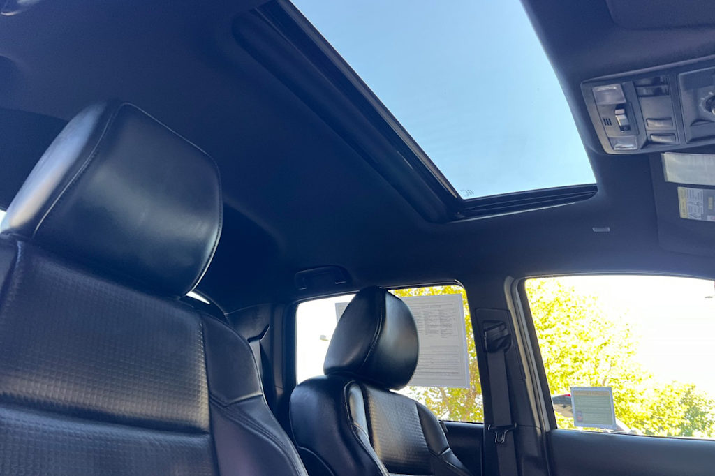 Thumbnail: 2019 Toyota Tacoma - 22