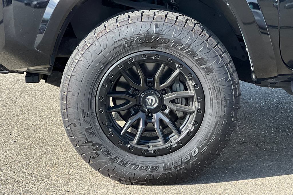 Thumbnail: 2021 Toyota Tacoma - 8