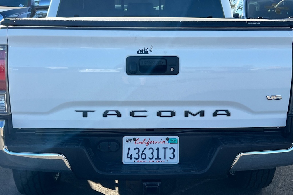 Thumbnail: 2023 Toyota Tacoma - 20
