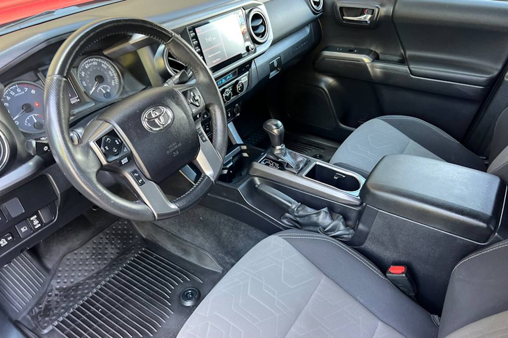Thumbnail: 2022 Toyota Tacoma - 9