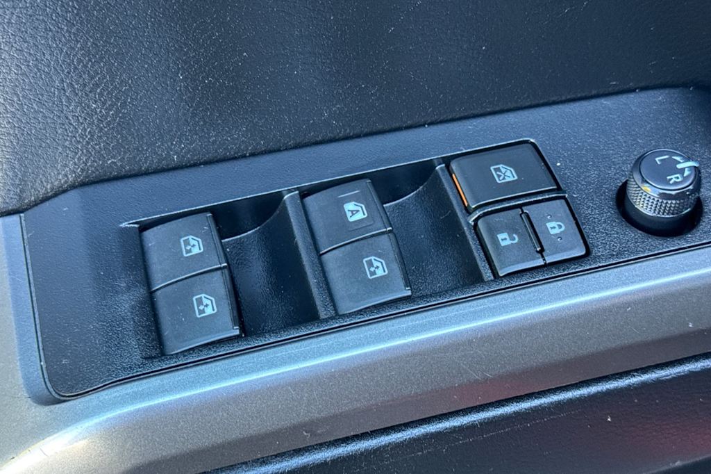 Thumbnail: 2021 Toyota Tacoma - 22