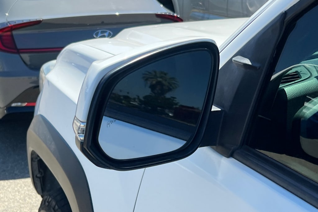 Thumbnail: 2018 Toyota Tacoma - 12