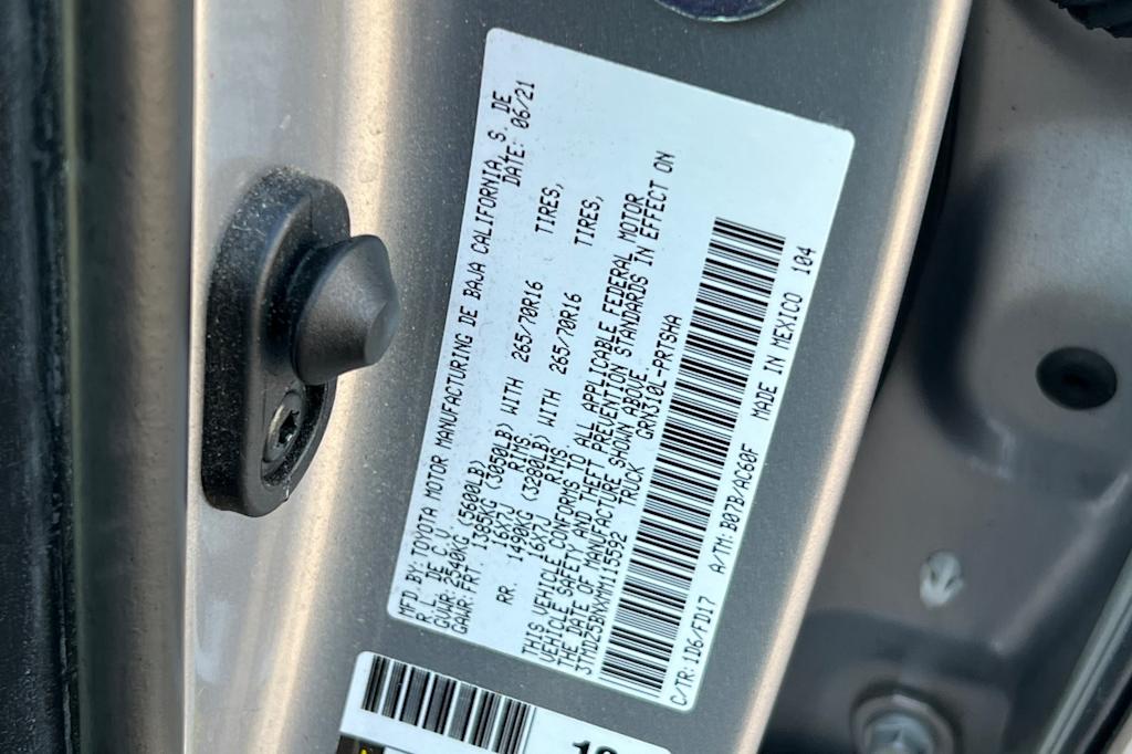 Thumbnail: 2021 Toyota Tacoma - 17