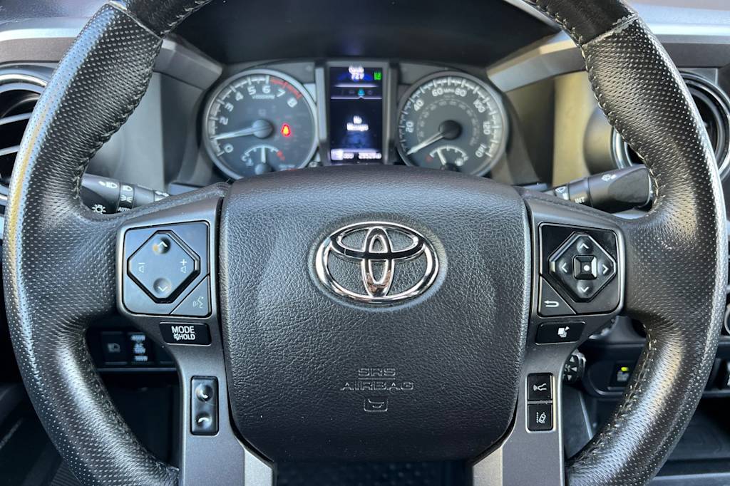Thumbnail: 2021 Toyota Tacoma - 27