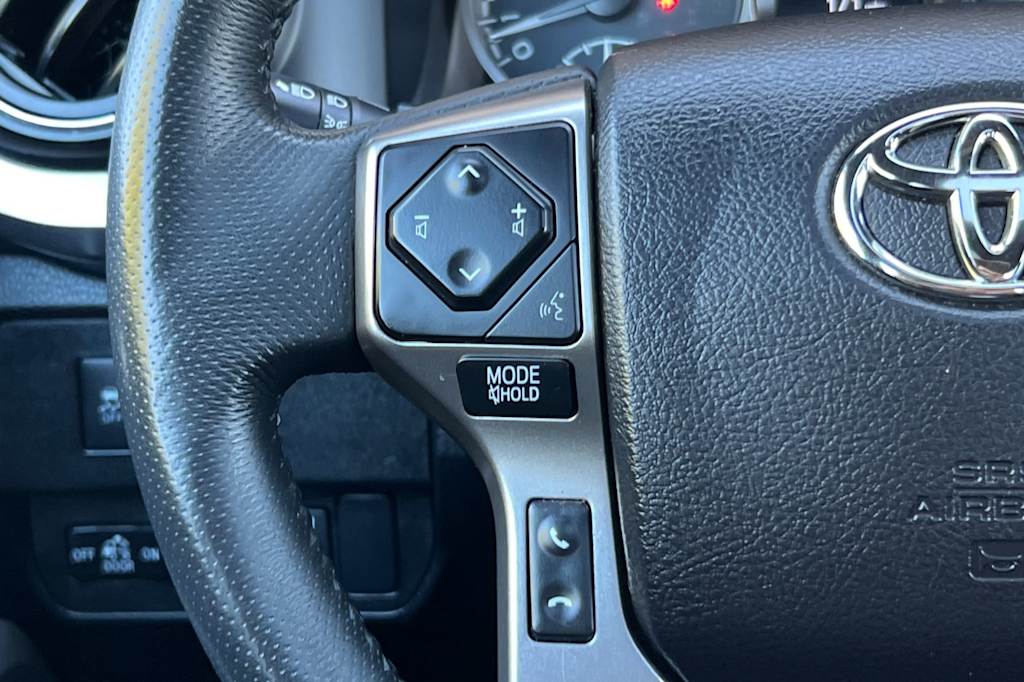 Thumbnail: 2021 Toyota Tacoma - 27