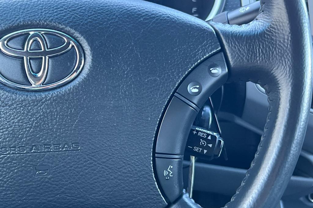 Thumbnail: 2011 Toyota Tacoma - 27