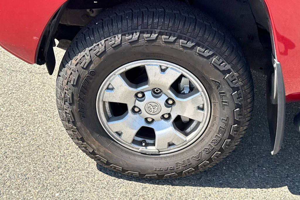 Thumbnail: 2014 Toyota Tacoma - 19