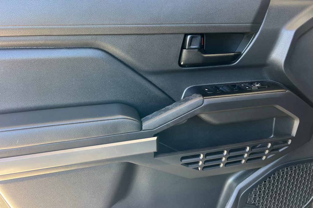 Thumbnail: 2024 Toyota Tacoma - 16