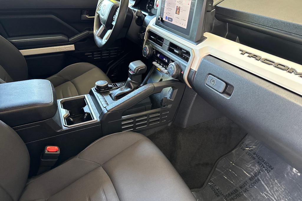 Thumbnail: 2024 Toyota Tacoma - 13