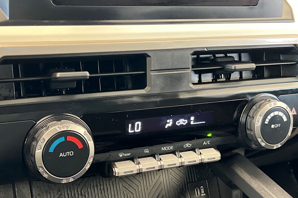 Thumbnail: 2024 Toyota Tacoma - 24