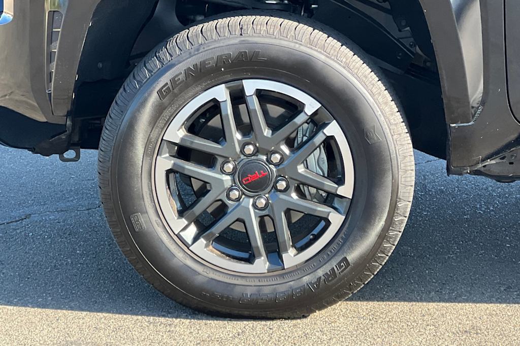 Thumbnail: 2024 Toyota Tacoma - 8