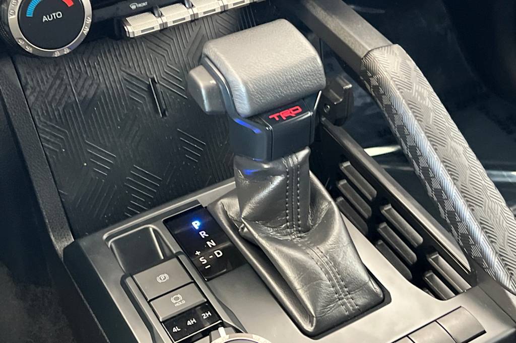 Thumbnail: 2024 Toyota Tacoma - 14