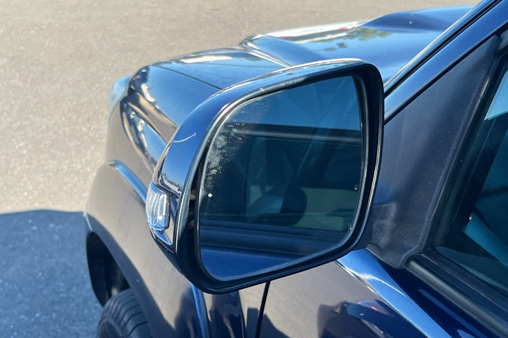 Thumbnail: 2012 Toyota Tacoma - 11