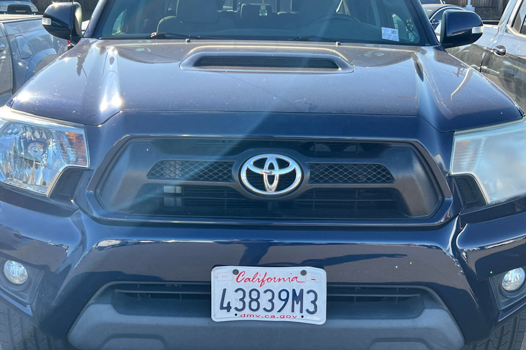 Thumbnail: 2012 Toyota Tacoma - 14