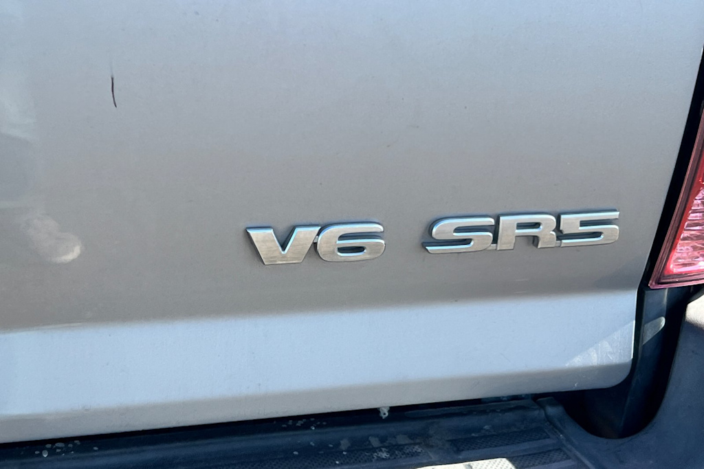 Thumbnail: 2014 Toyota Tacoma - 5