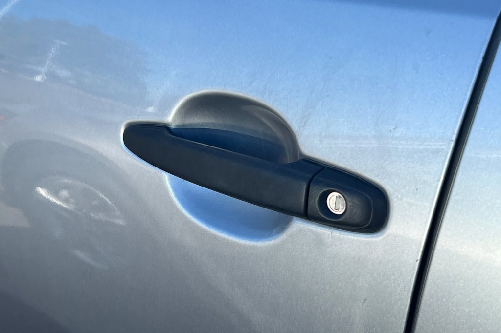 Thumbnail: 2014 Toyota Tacoma - 18